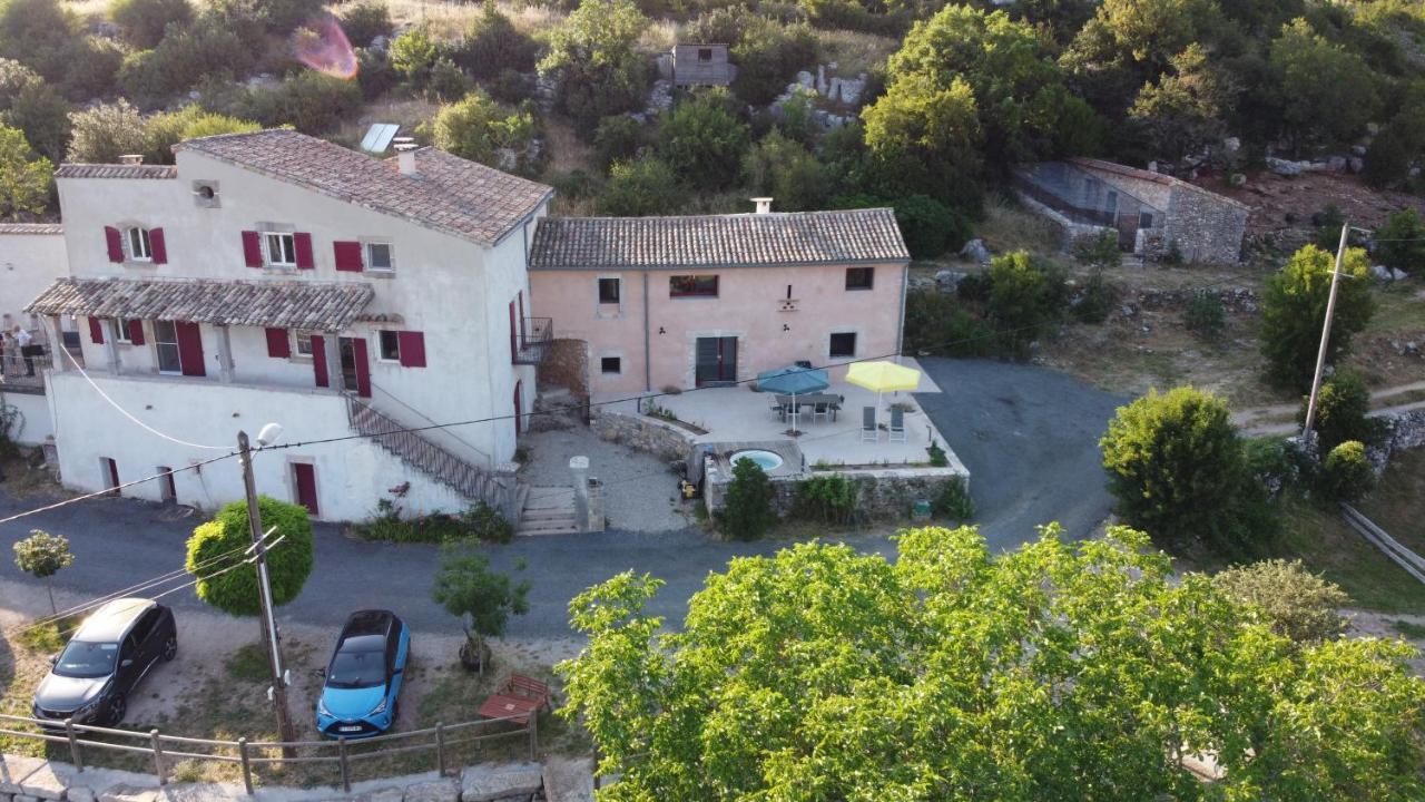 La Vacquerie-et-Saint-Martin-de-Castries Gite De Gazelle Chambres D'Hote מראה חיצוני תמונה